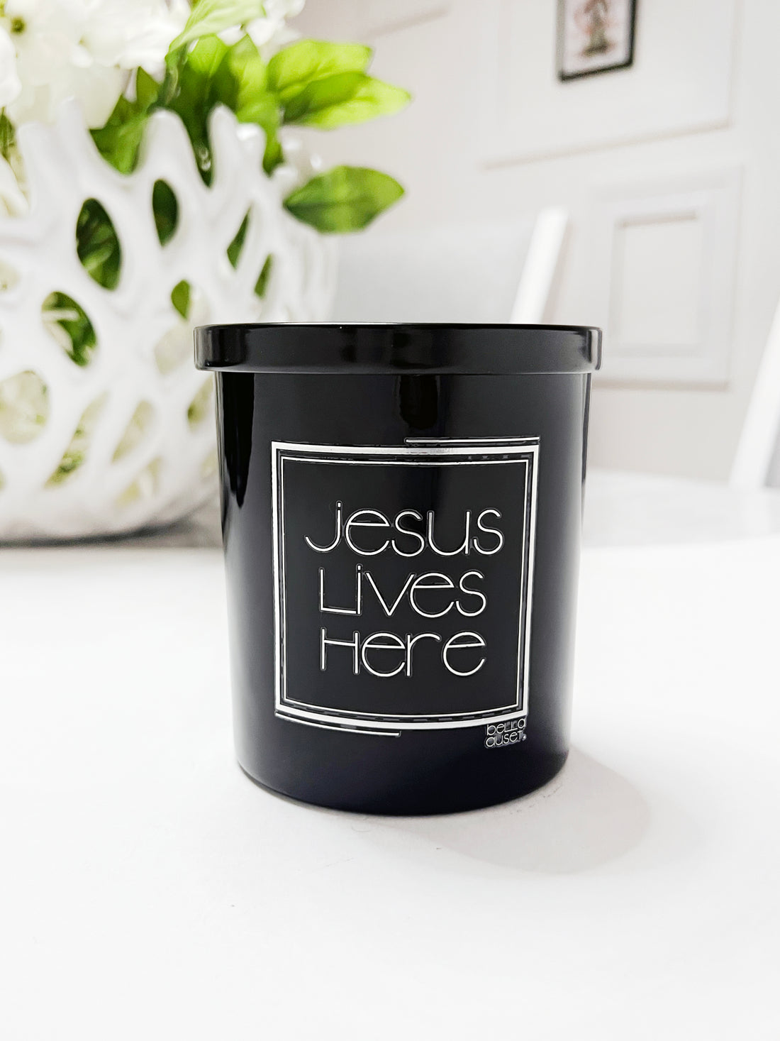 JESUS LIVES HERE